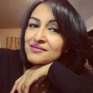 Meet your Posher, Angeles